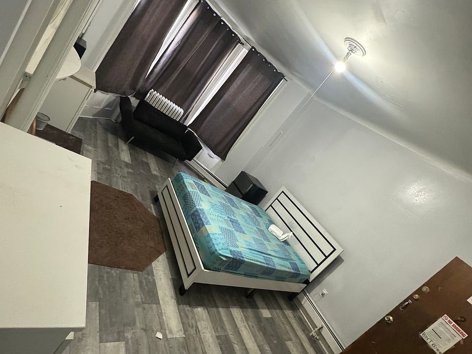 2nd image of 311 Broad St Floor 2