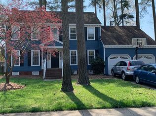 403 Country Club Blvd, Chesapeake, VA 23322
