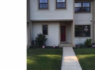 5 Burgundy Dr, Evesham, NJ 08053