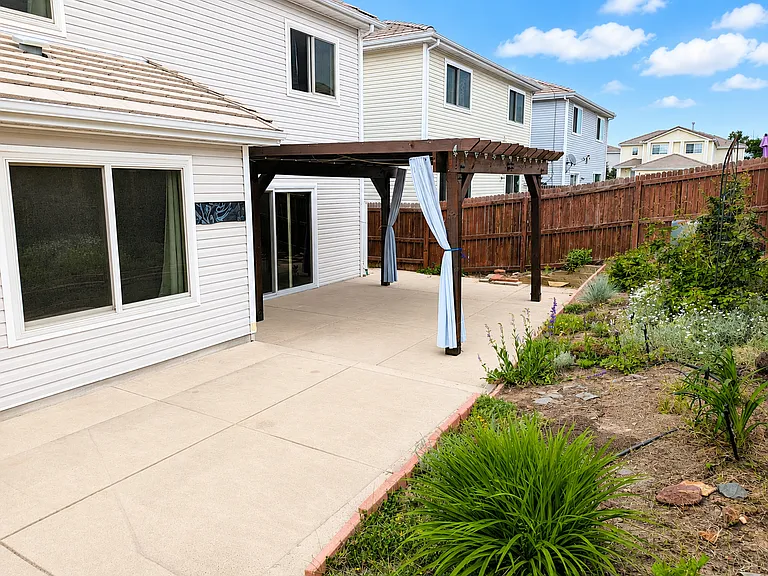 20764 E 39th Ave — Photo 24