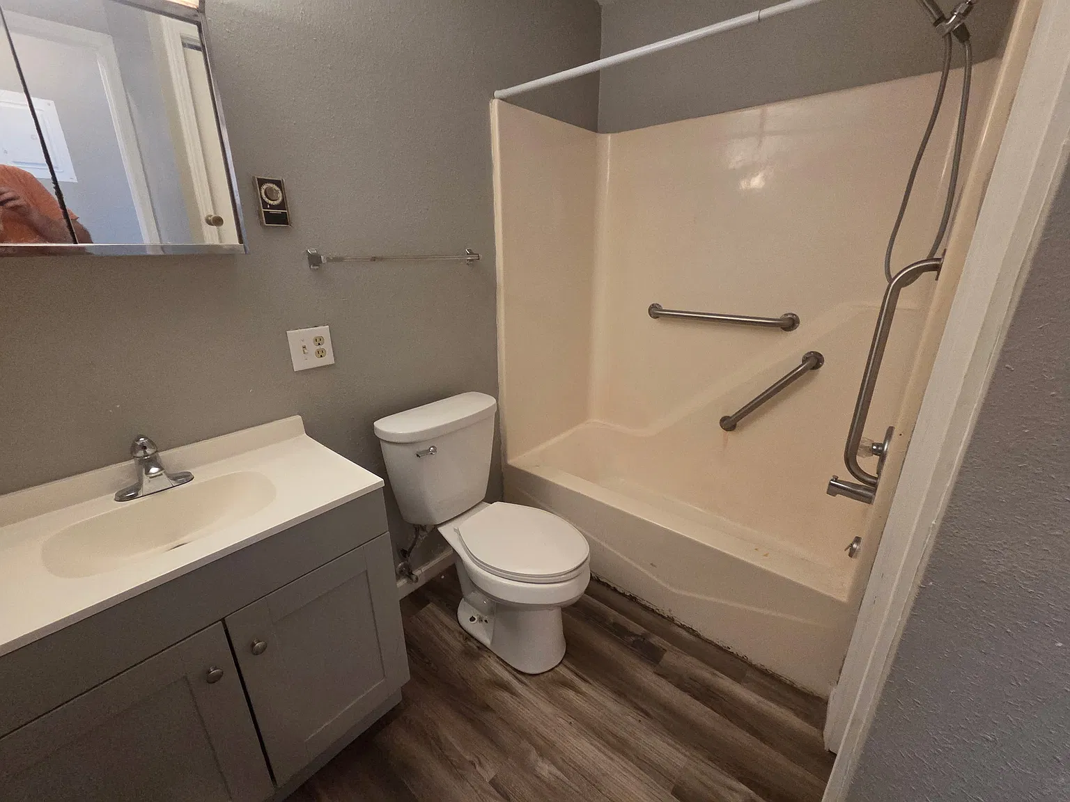 1 bed, 800 sqft, $875 — Photo 4