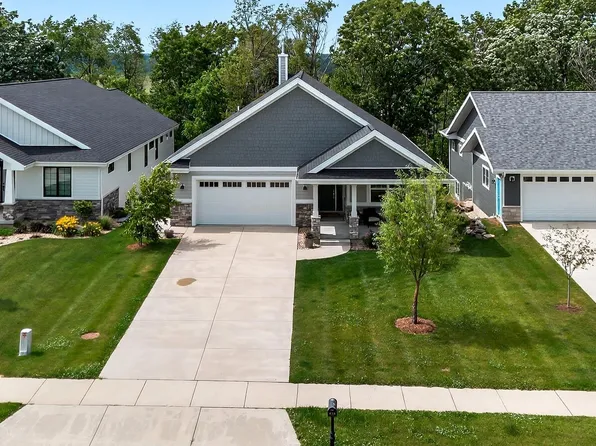639 Bergamont Blvd, Oregon, WI 53575