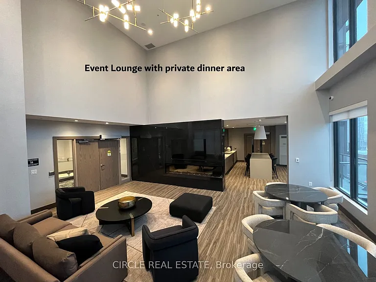 75 James St S #2414 — Photo 16