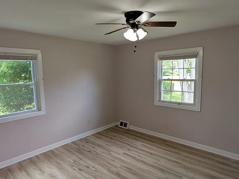 36 Warwick Rd — Photo 21