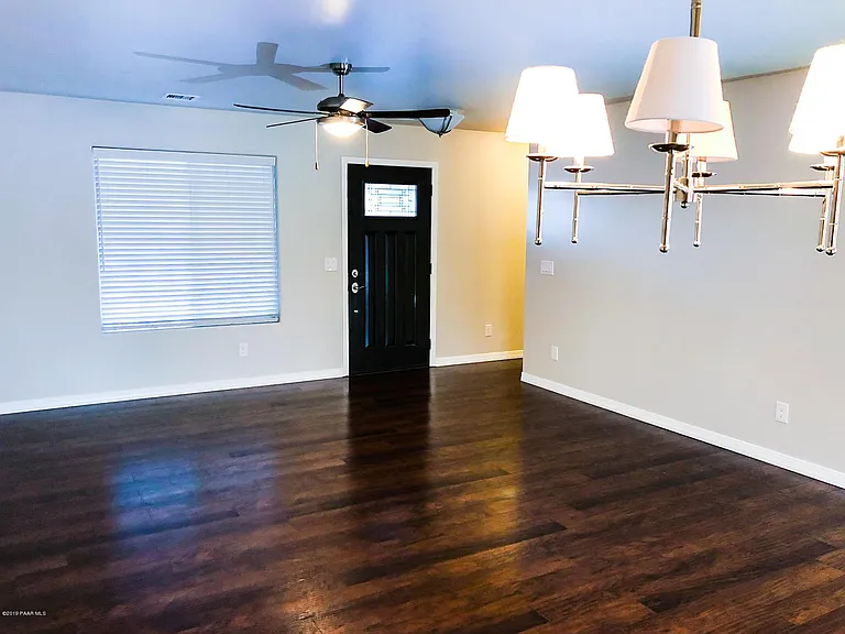 9572 E Lakeshore Dr #1 — Photo 2