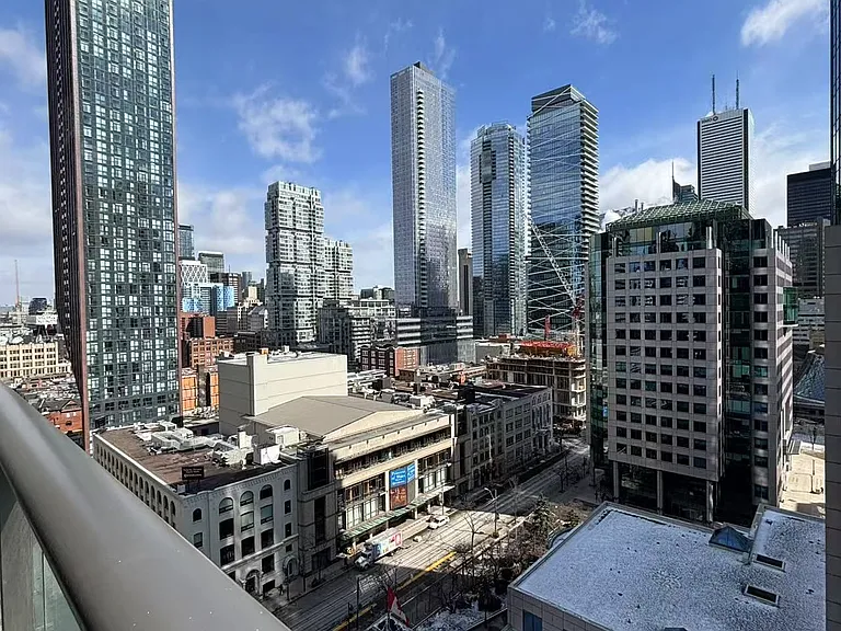 8 Mercer St #1503 — Photo 12