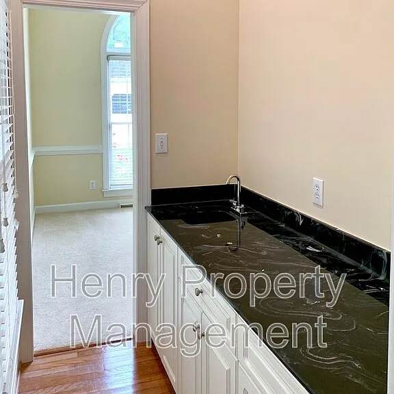 212 Lewey Brook Dr — Photo 10