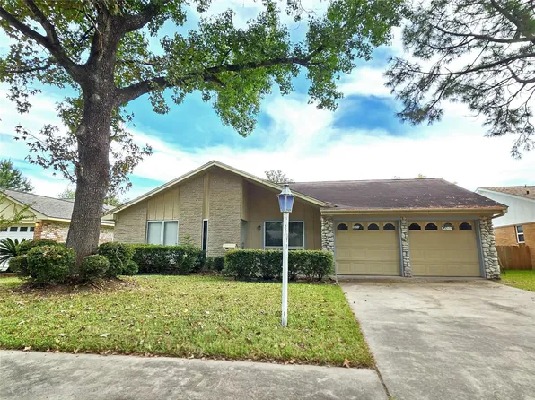 9754 Ebb St, Houston, TX 77089