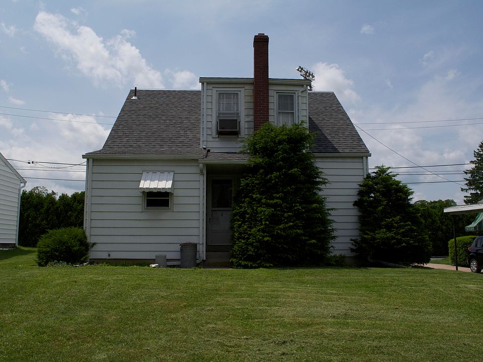 2nd image of 111 Eisenhart Blvd