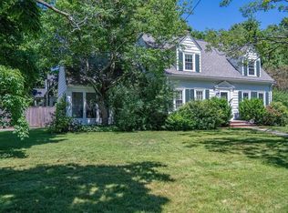 6 Manning St, Needham, MA 02494