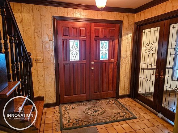 3rd image of 18768 Millar Rd
