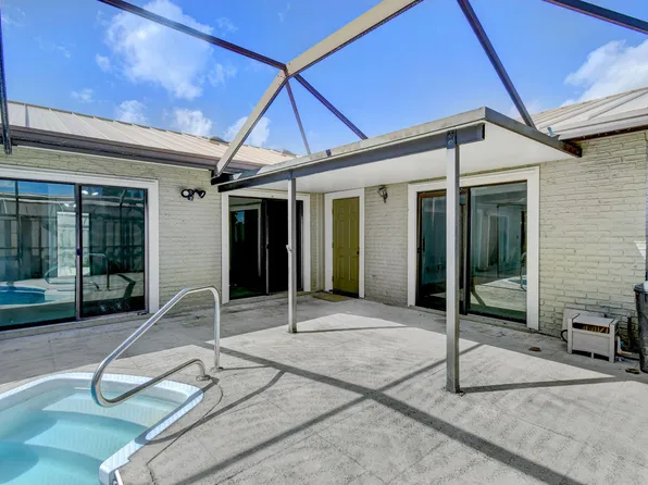 5453 Eagle Lake Drive, Palm Beach Gardens, FL 33418