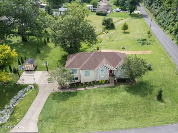6710 Robin Rd, Crestwood, KY 40014