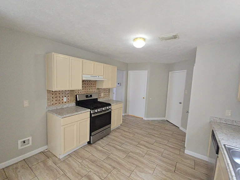 21802 Westfield Ridge Dr — Photo 19