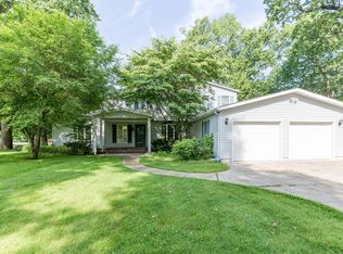 69100 Oakwood Dr, White Pigeon, MI 49099