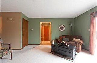 4th image of 4913 Ballentine St