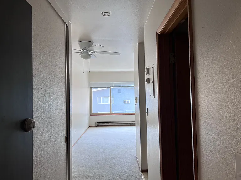 4115 Brooklyn Avenue Northeast — Photo 17