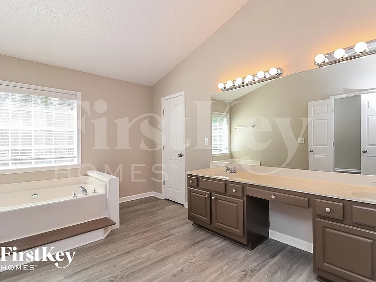 232 Ashland Dr — Photo 10