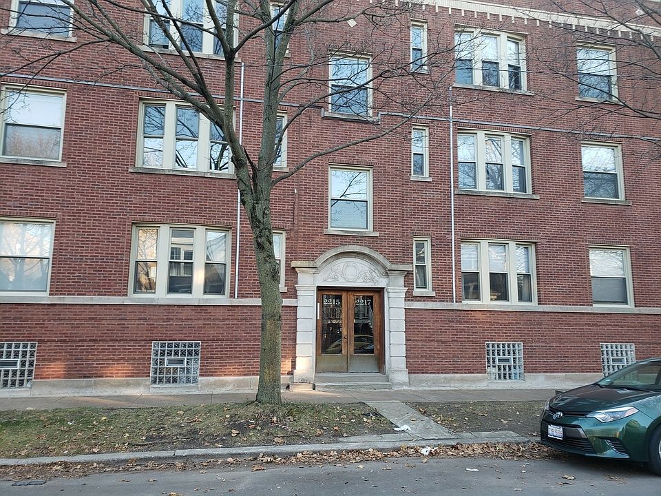 1st image of 2217 W Ainslie St #1