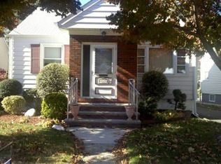 514 Fernwood Ter, Linden, NJ 07036
