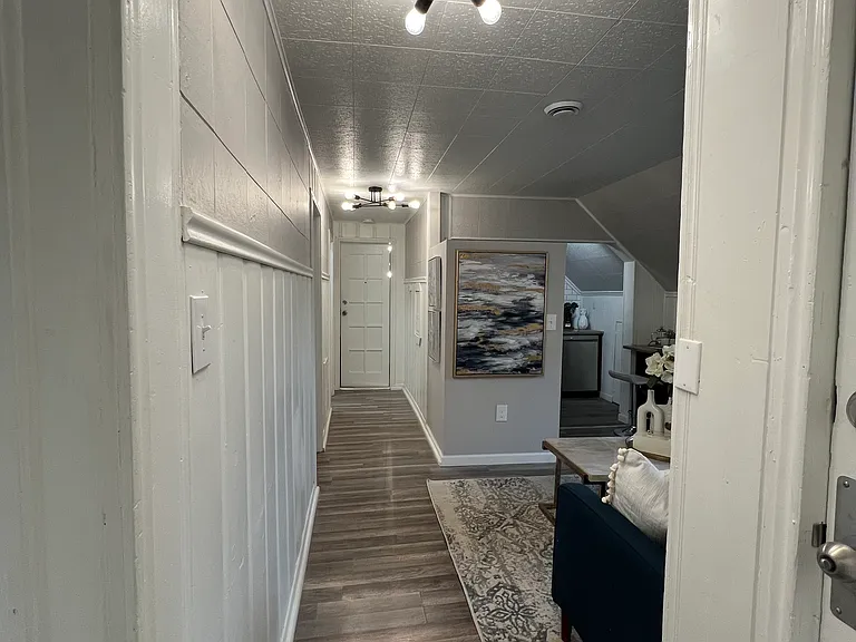 1084 Van Dyke St #301 — Photo 18