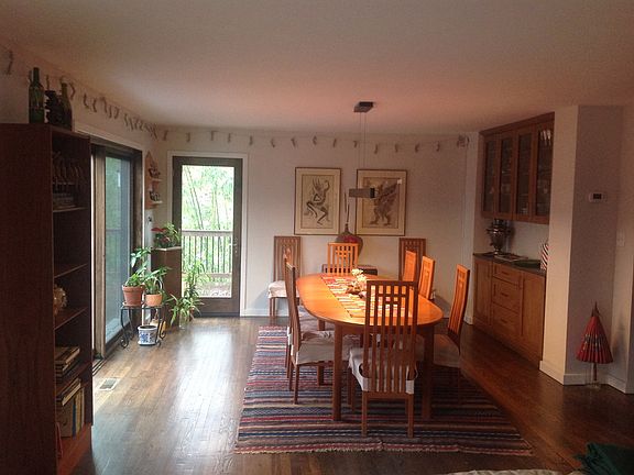 4th image of 11037 Seven Hill Ln