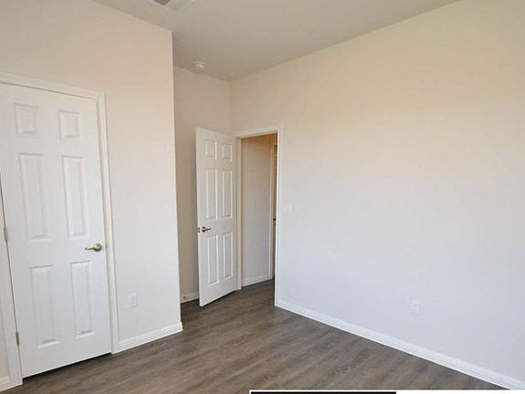 2nd image of 2017 Muirfield Bend Dr APT 302