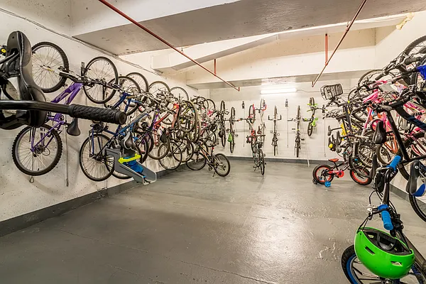 Sold by Prime Realty | media 9