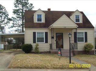 119 Harris Pl, Danville, VA 24541