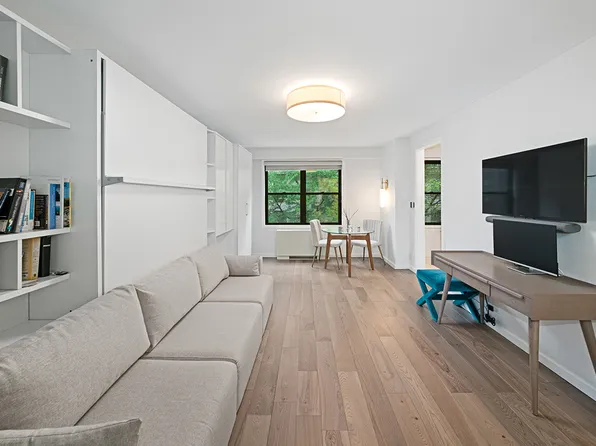 120 East 90th Street 3F image 1 of 8