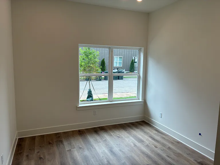 1776 S Watkins St #104 — Photo 27