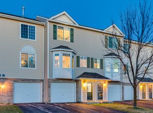 7764 Arboretum Vilg Cir, Chanhassen, MN 55317