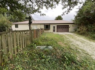 2926 130th St, Lenox, IA 50851