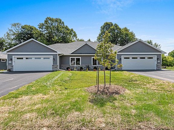 Floor plan 1501 similar to photo