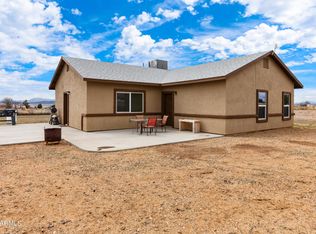 325 W Gina Marie Blvd, Paulden, AZ 86334