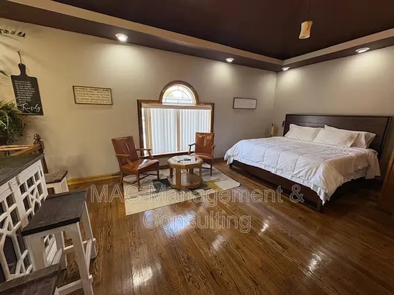 335 N Peachtree Ave #3 — Photo 1