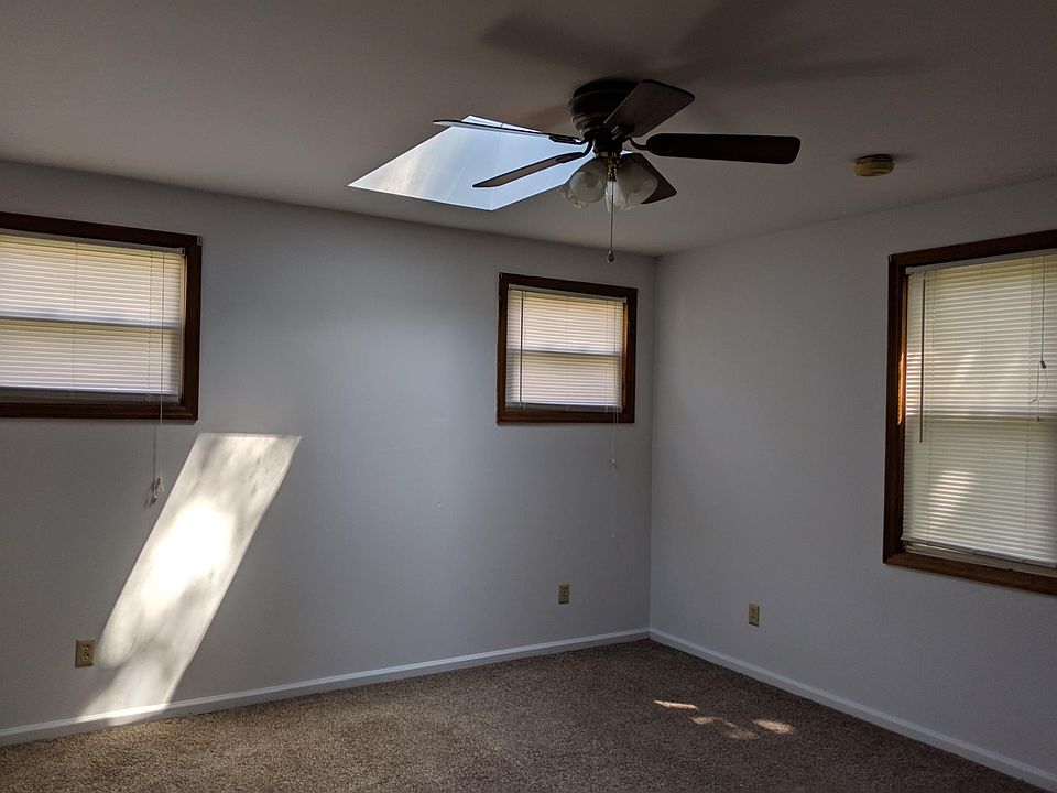 2nd image of 37 Nelson Ave #2