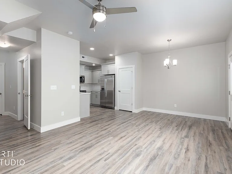 2674 S 2250 W #207 — Photo 9