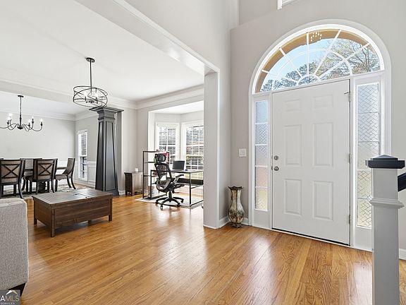 3rd image of 4525 Landover Way