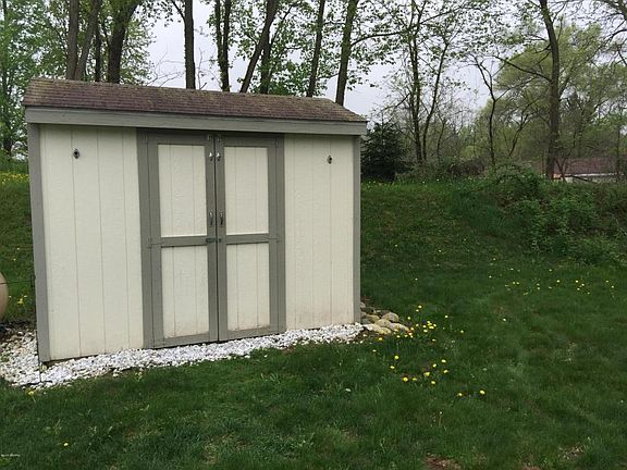 5th image of 2994 Wetmore Dr