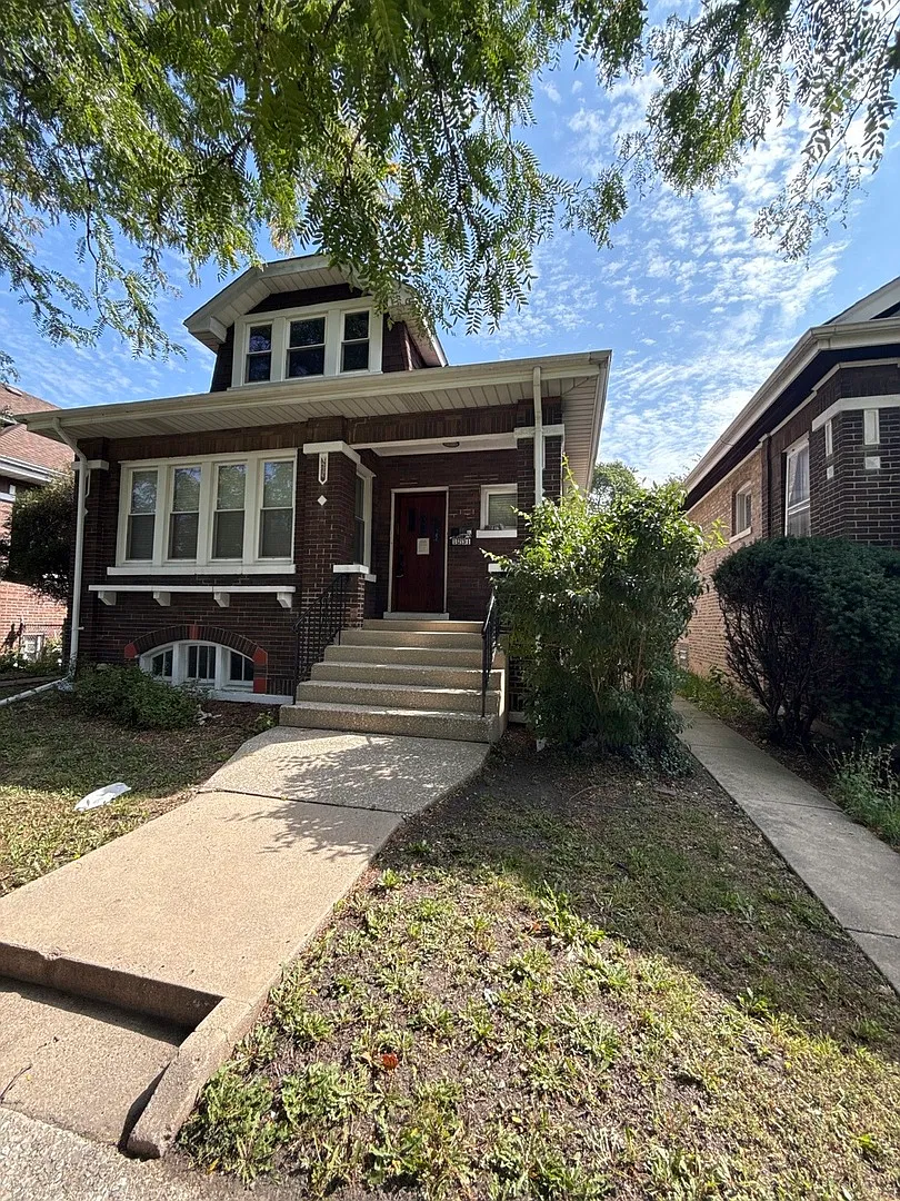 3 bed, 1242 sqft, $2,800 — Photo 1