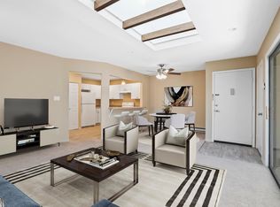 56 Lexington Ct, Red Bank, NJ