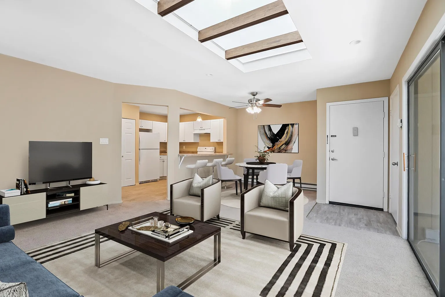 56 Lexington Ct photo 1