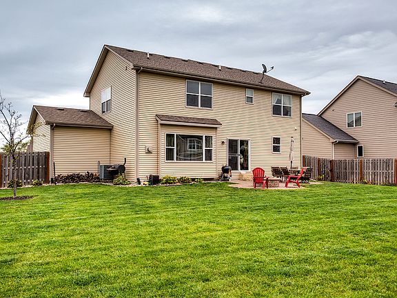 5th image of 8590 Parkside Cir