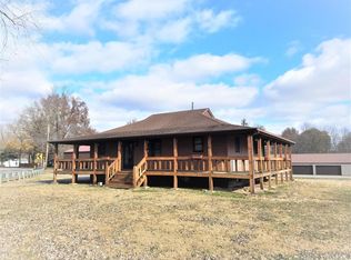 110 Freemanspur Rd, Herrin, IL 62948