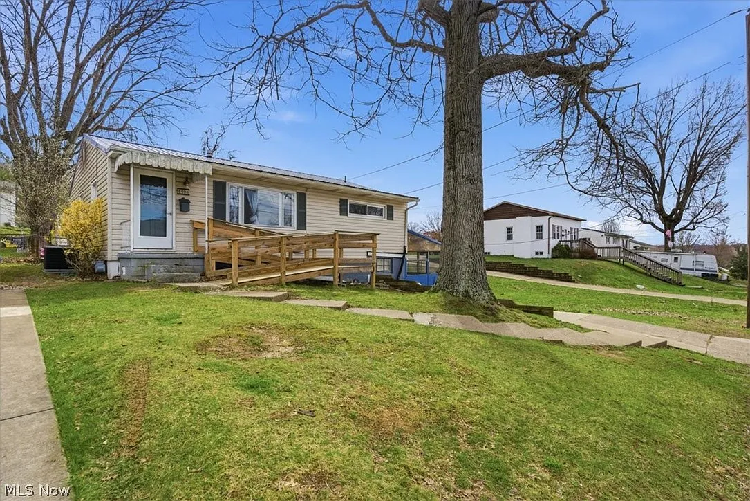 4406 Jefferson St photo 1