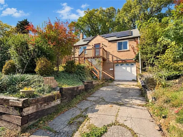 12027 Harvard Dr, Pittsburgh, PA 15235