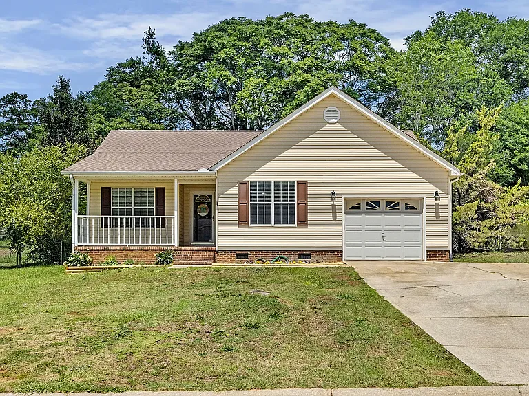 26 Michell Dr — Photo 1
