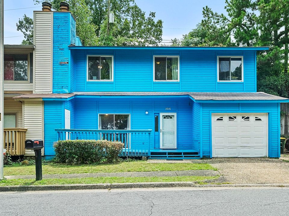 1st image of 1016 N Oaks Ln