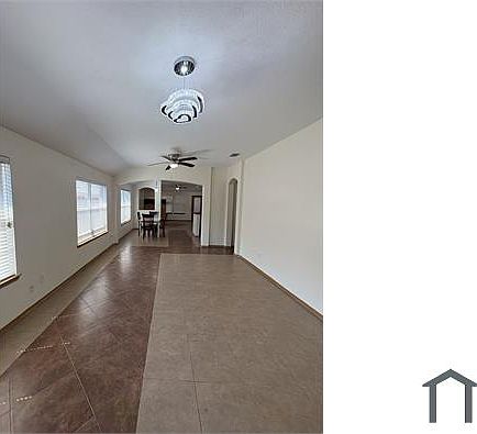 3rd image of 10405 Devin Ln